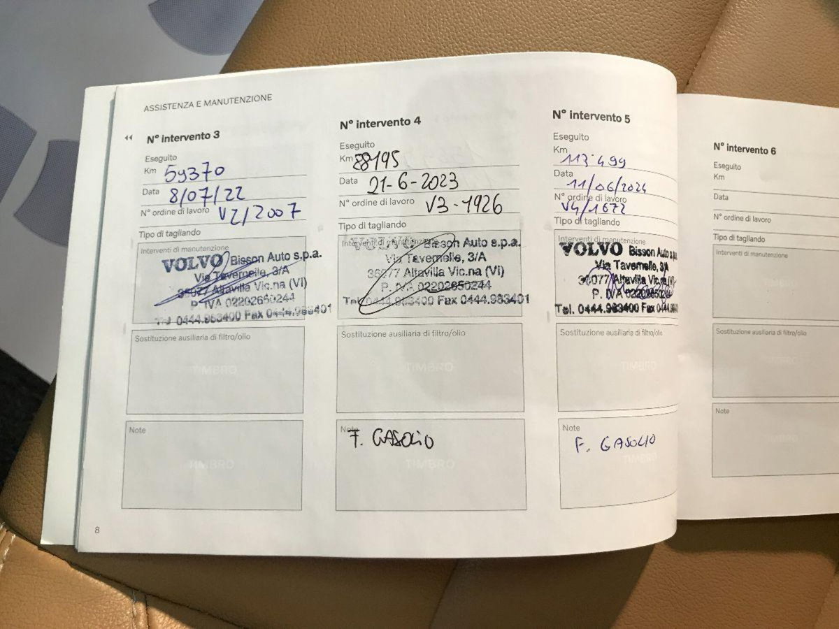 Volvo XC40 D3 Geartronic Inscription (14)