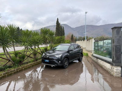 Toyota Rav4 D-4D 2WD Business Pack usata