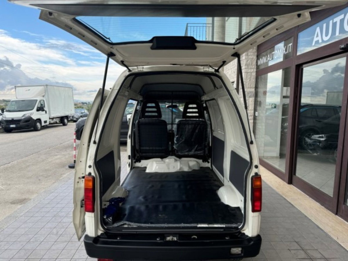 Piaggio Porter Furgone Blind Van elettrico (10)