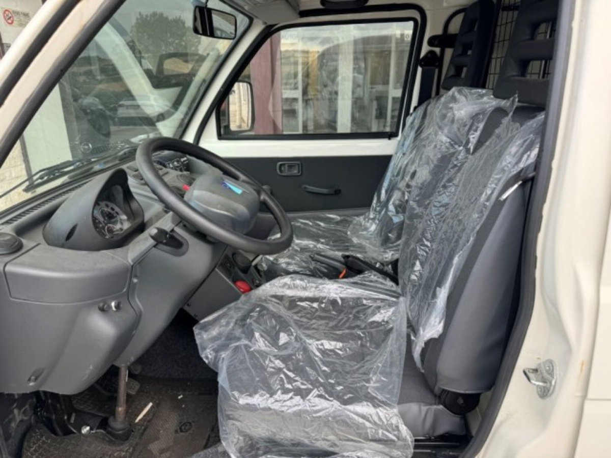 Piaggio Porter Furgone Blind Van elettrico (20)
