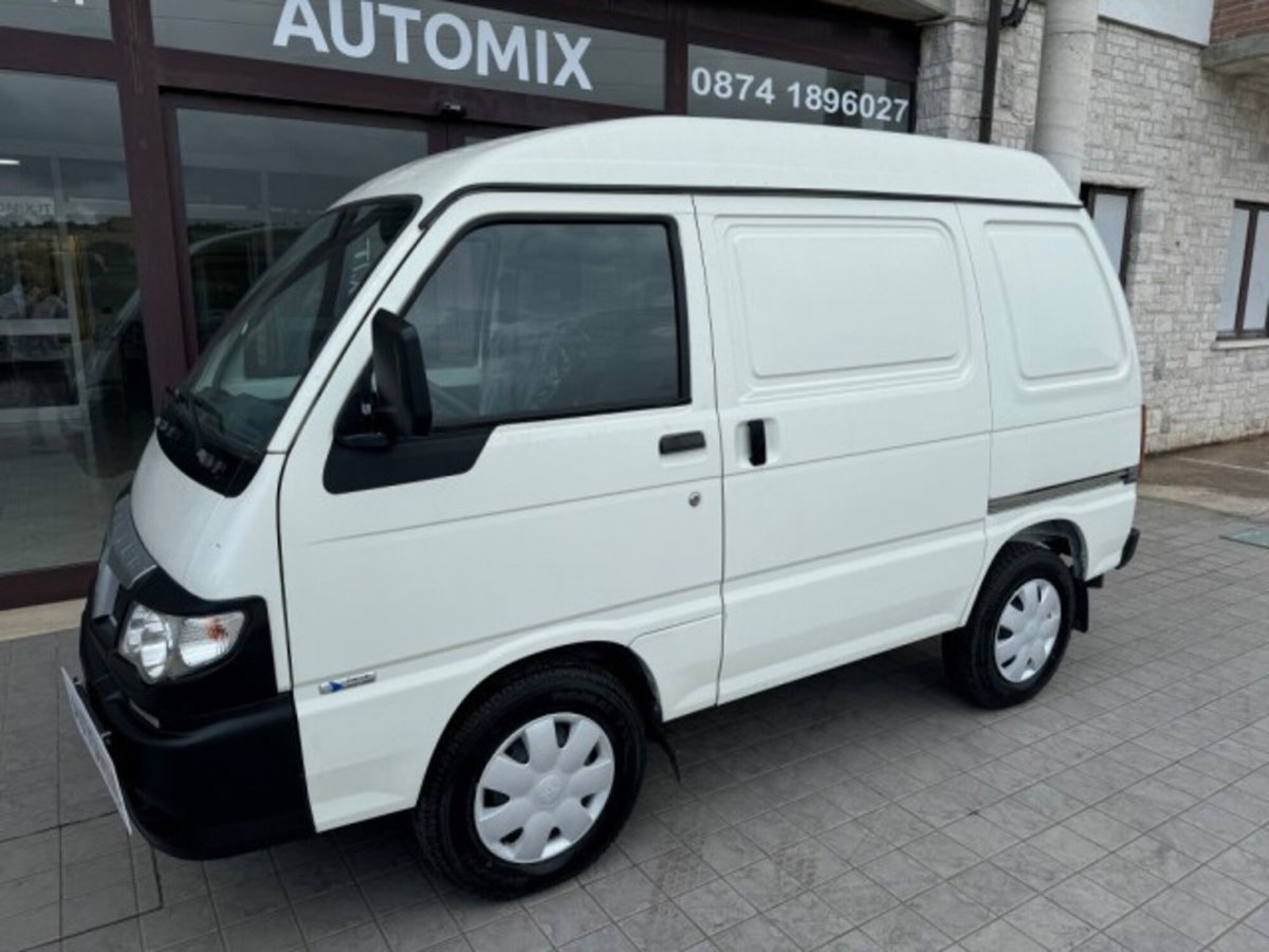 Piaggio Porter Furgone Blind Van elettrico (7)