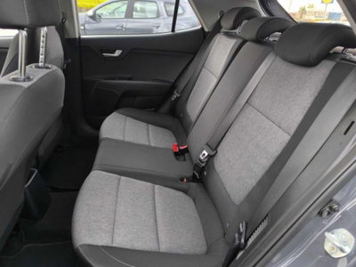 Kia Stonic 1.0 t-gdi mhev Urban 100cv mt (12)