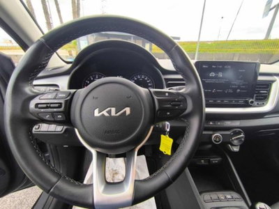 Kia Stonic 1.0 t-gdi mhev Urban 100cv mt (13)