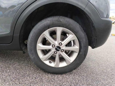 Kia Stonic 1.0 t-gdi mhev Urban 100cv mt (19)