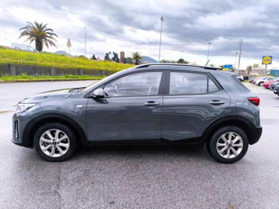 Kia Stonic 1.0 t-gdi mhev Urban 100cv mt (4)