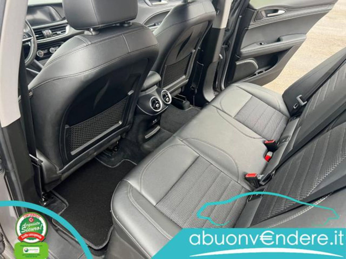 Alfa Romeo Stelvio Stelvio 2.2 Turbodiesel 160 CV AT8 RWD Business (13)