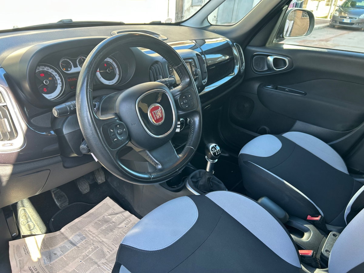 Fiat 500L Living 1.6 Multijet 120 CV Lounge (17)