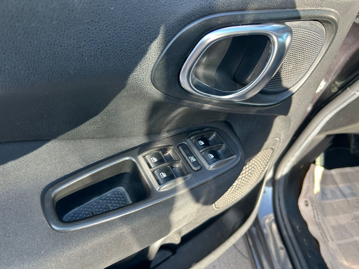 Fiat 500L Living 1.6 Multijet 120 CV Lounge (18)