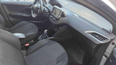 Peugeot 208 BlueHDi 100 Stop&Start 5 porte Allure (9)