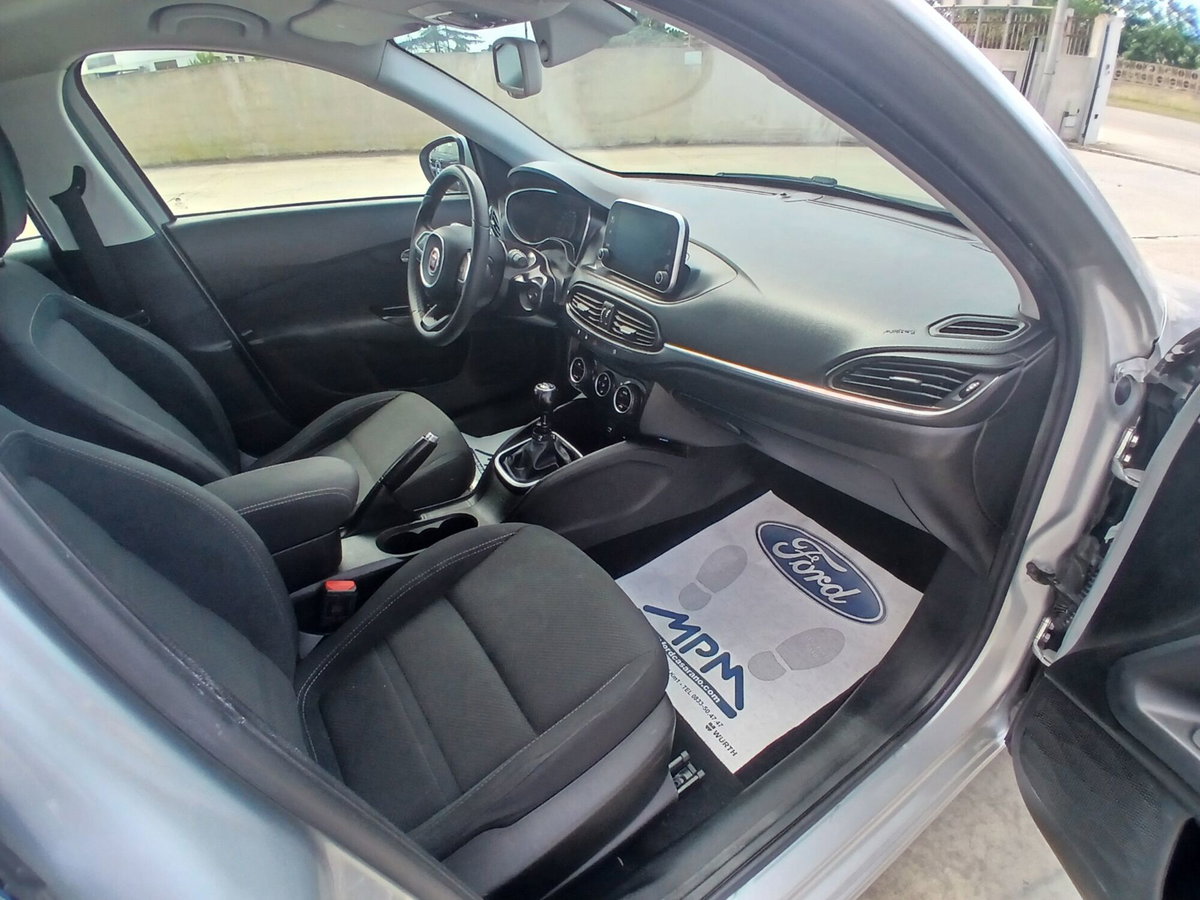 Fiat Tipo Station Wagon Tipo 1.6 Mjt S&S SW Lounge (13)