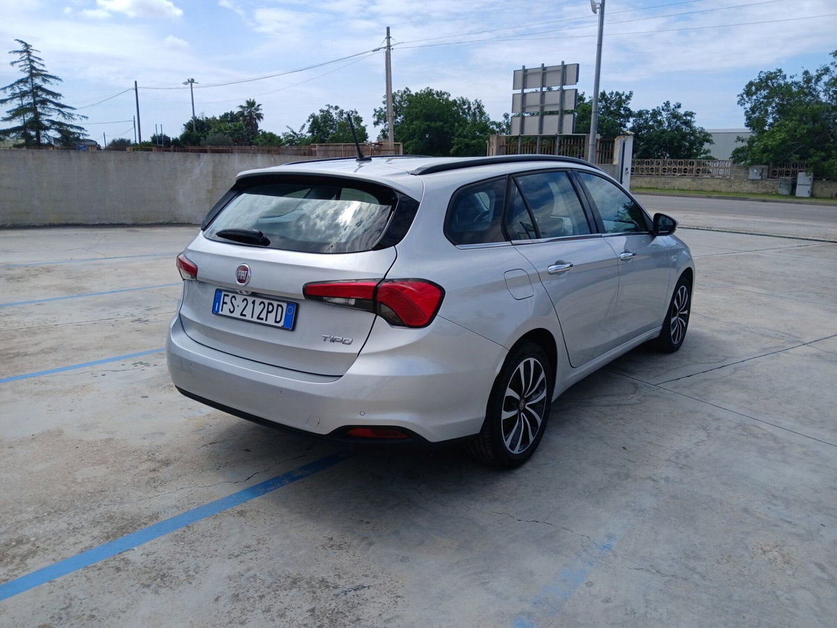 Fiat Tipo Station Wagon Tipo 1.6 Mjt S&S SW Lounge (7)