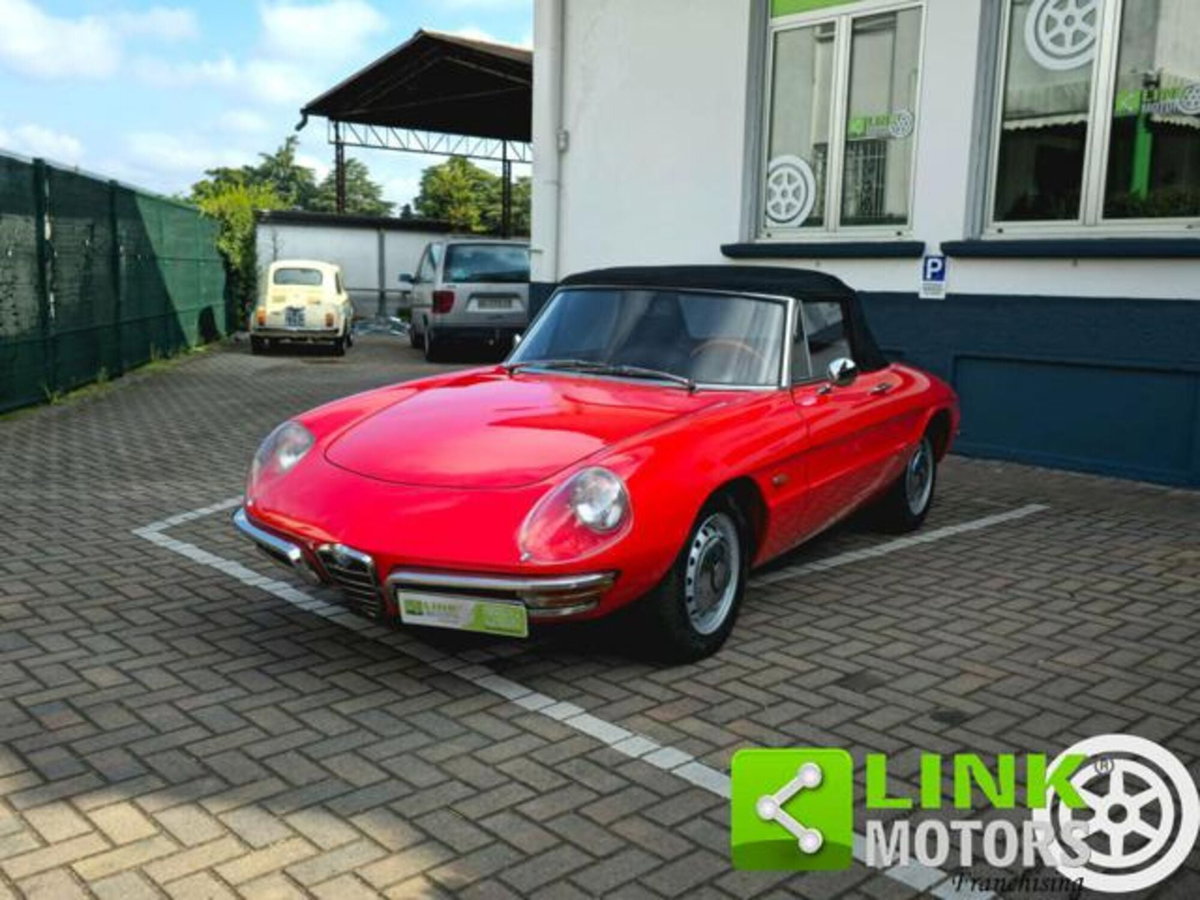 Alfa Romeo Spider 1750 TBi (3)