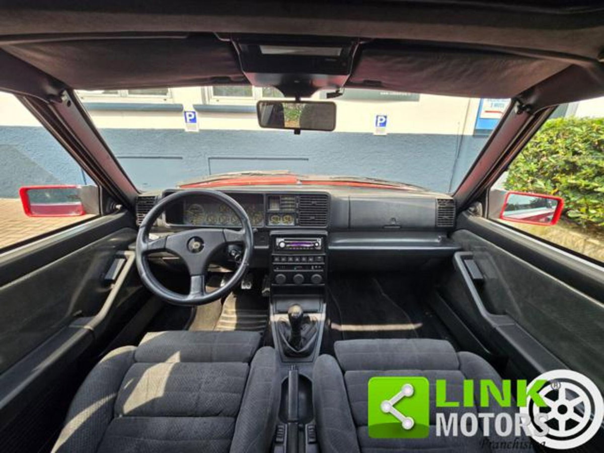 Lancia Delta turbo 16V HF integrale (9)