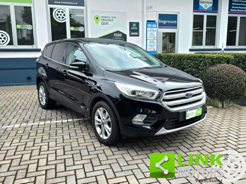 Ford Kuga 1.5 TDCI 120 CV S&S 2WD Powershift Edition