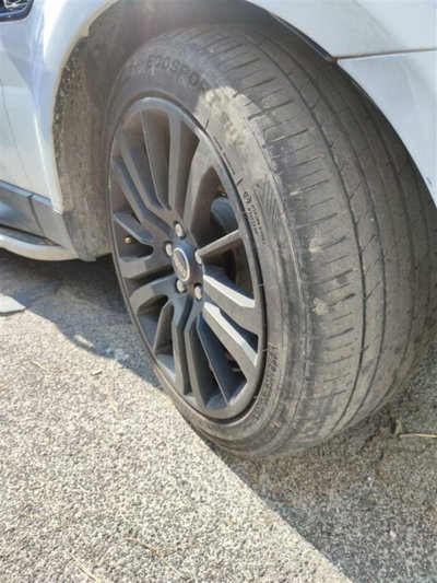 Land Rover Range Rover Sport 3.0 SDV6 HSE (10)