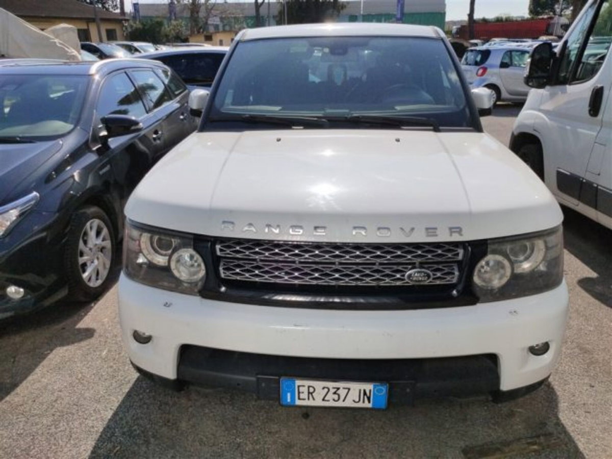 Land Rover Range Rover Sport 3.0 SDV6 HSE (3)
