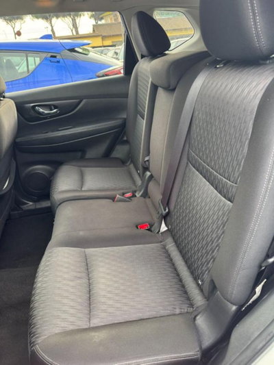 Nissan X-Trail 1.6 DIG-T 2WD Tekna (11)