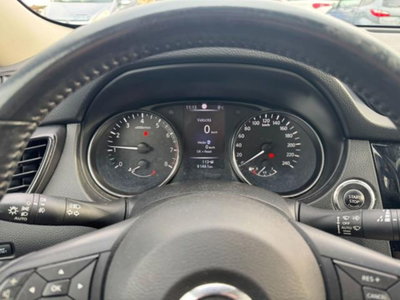 Nissan X-Trail 1.6 DIG-T 2WD Tekna (8)