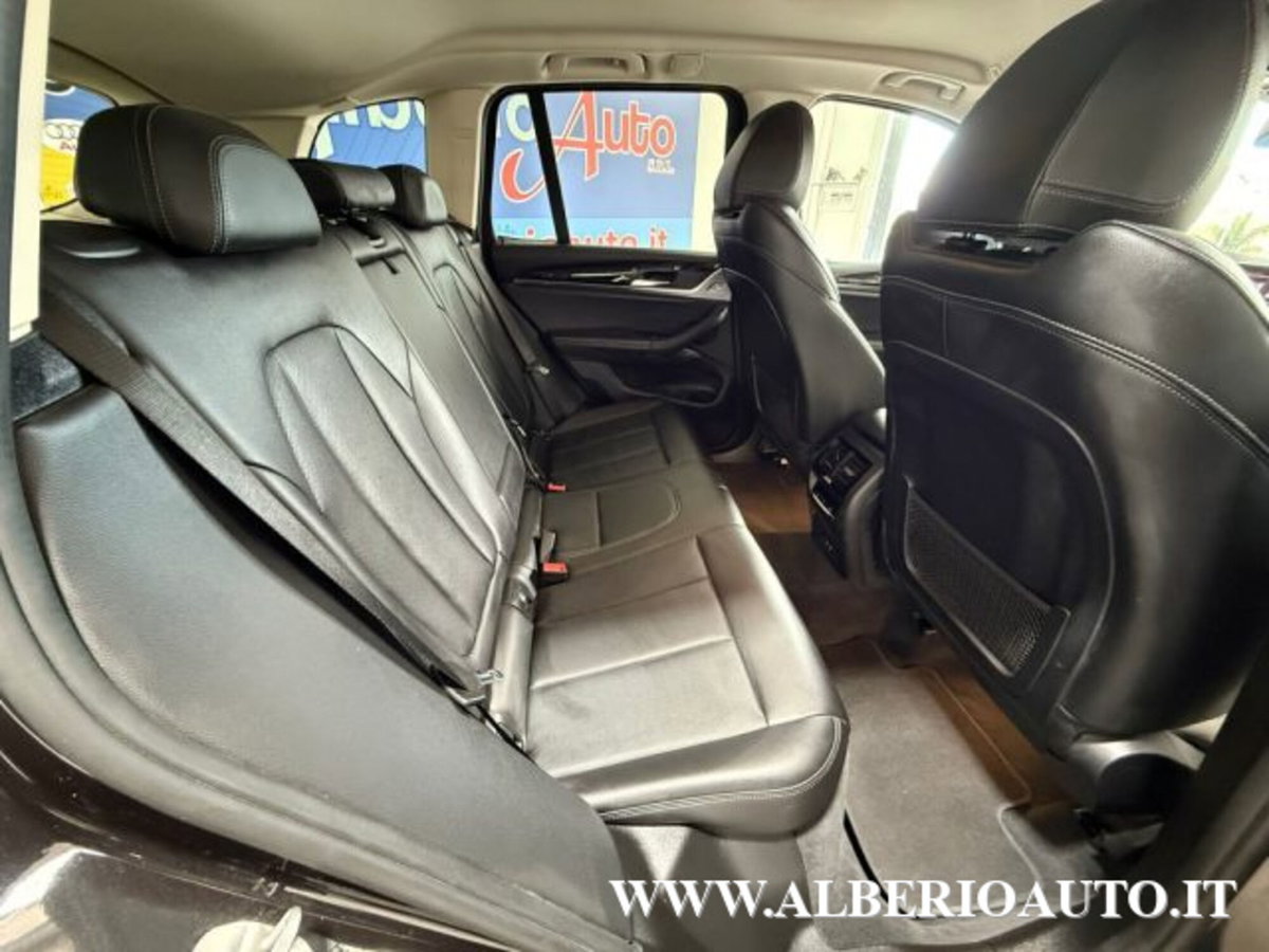 BMW X3 sdrive18d mhev 48V auto (10)