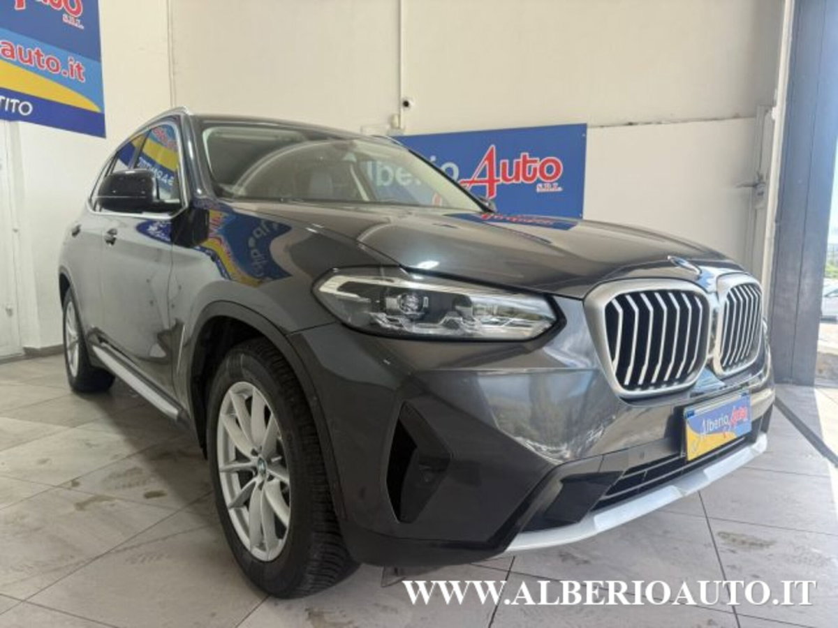 BMW X3 sdrive18d mhev 48V auto (4)