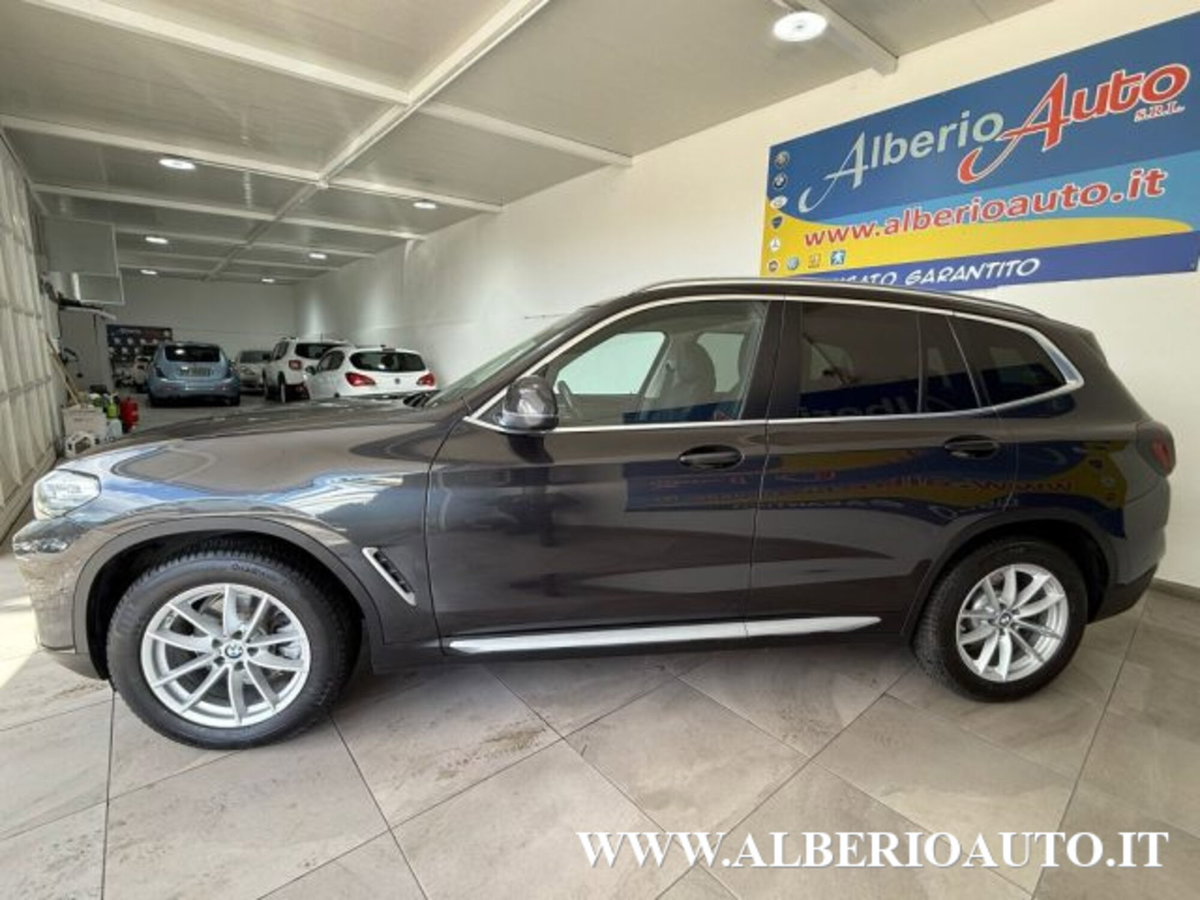 BMW X3 sdrive18d mhev 48V auto (5)