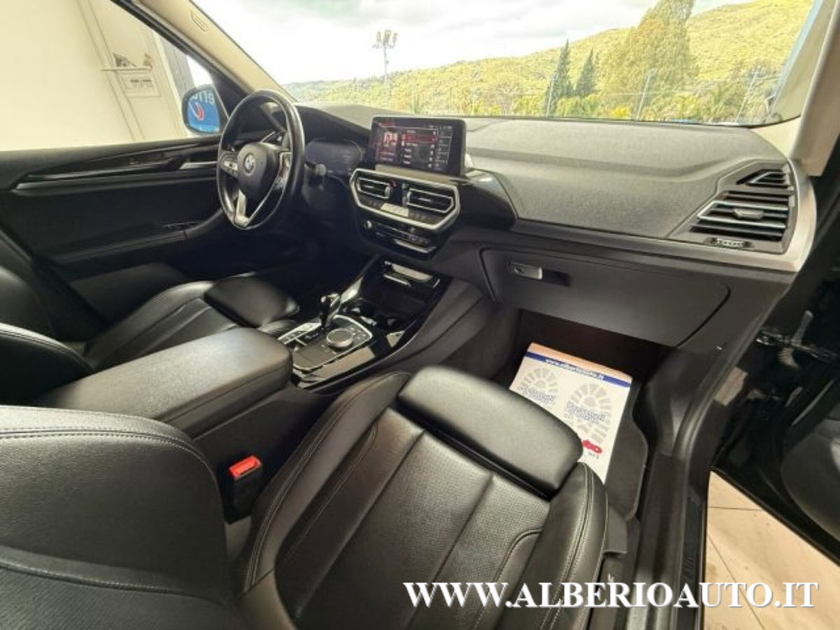 BMW X3 sdrive18d mhev 48V auto (8)