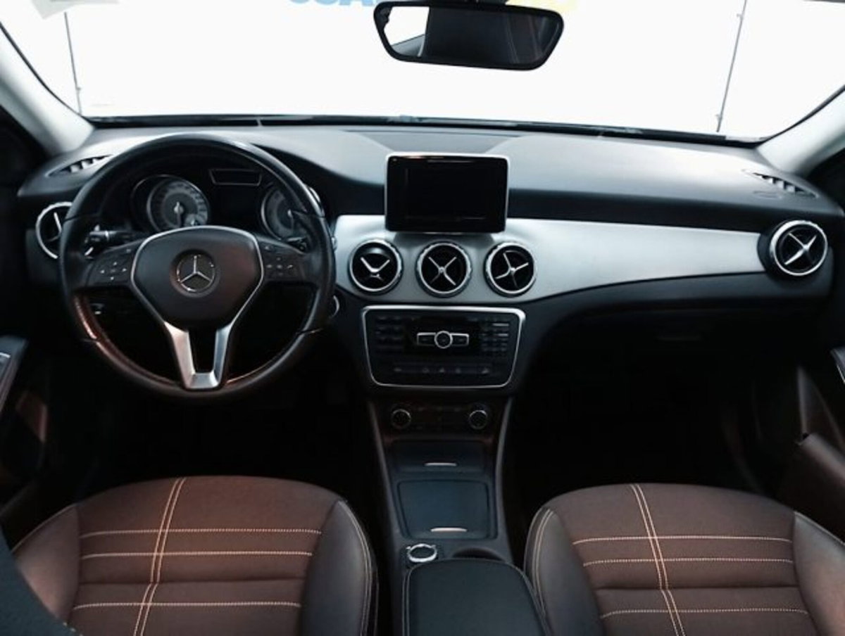 Mercedes-Benz GLA SUV 200 CDI Automatic 4Matic Sport (13)