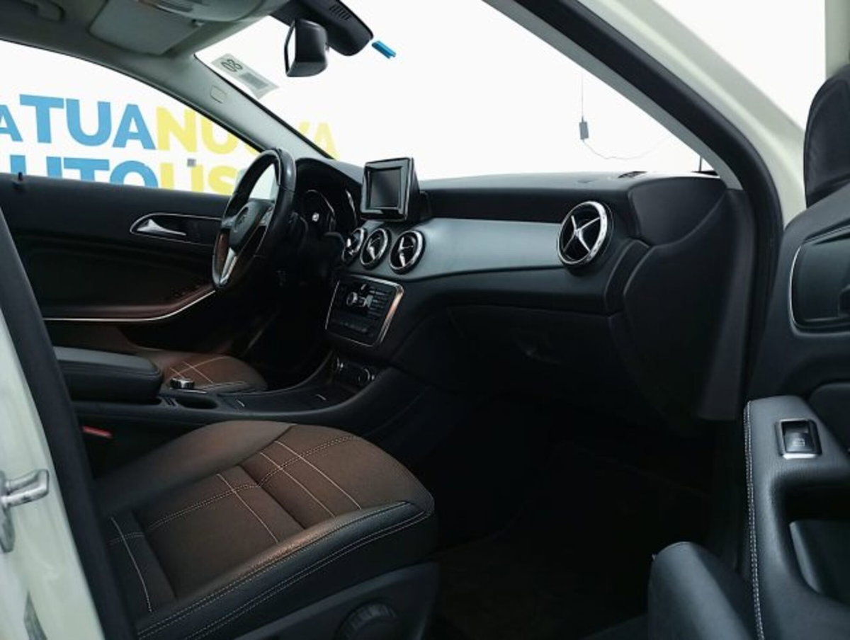 Mercedes-Benz GLA SUV 200 CDI Automatic 4Matic Sport (18)