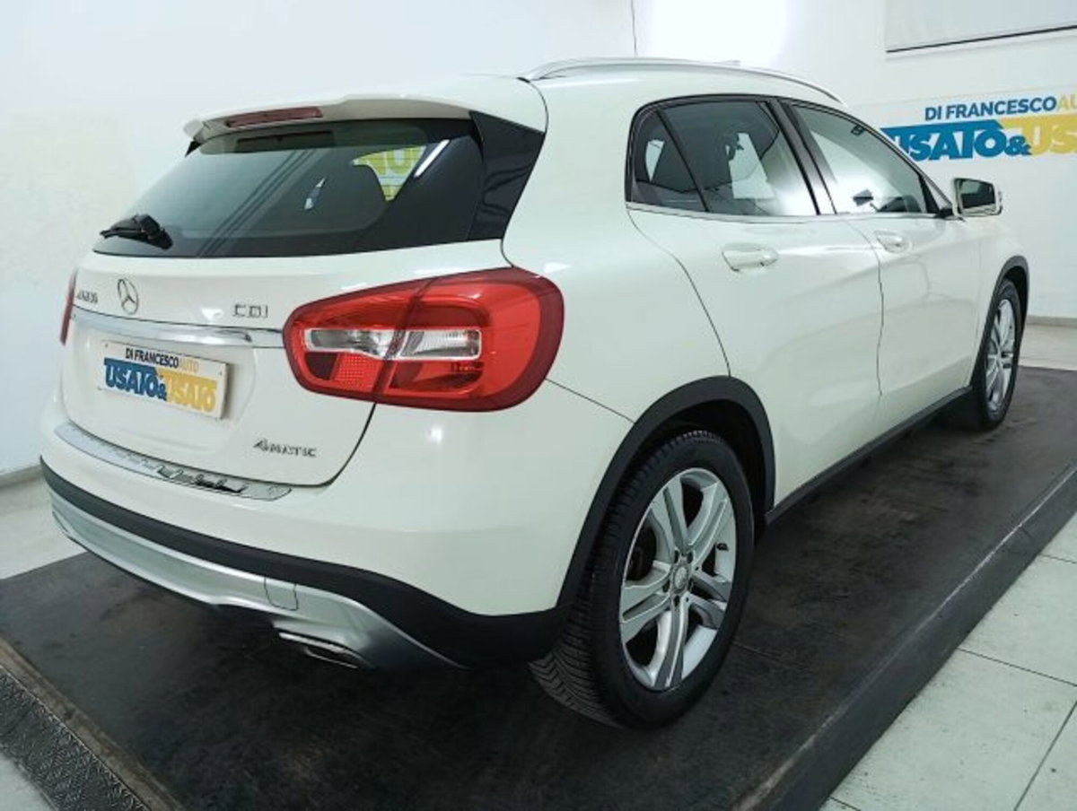 Mercedes-Benz GLA SUV 200 CDI Automatic 4Matic Sport (5)