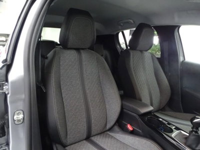 Peugeot 208 1.2 puretech Active s&s 100cv (16)