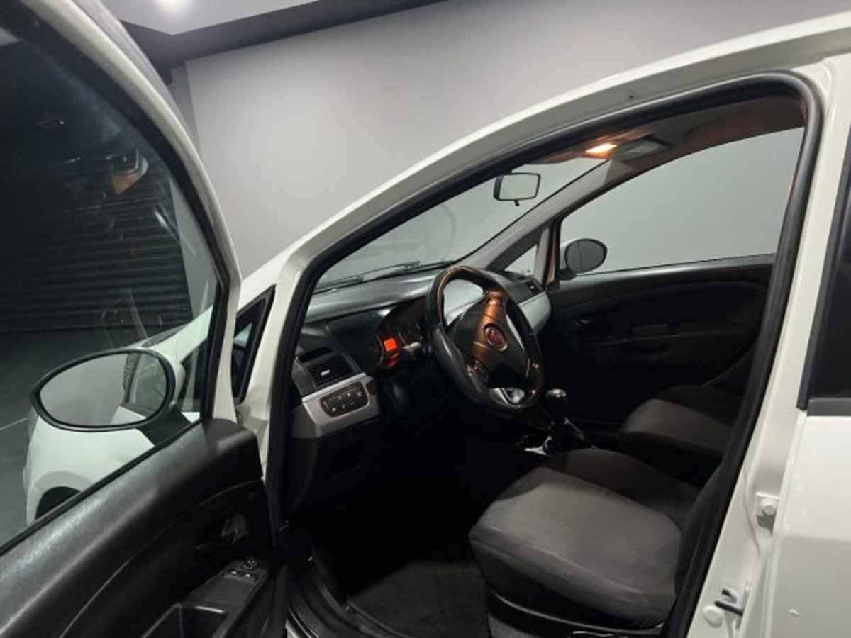 Fiat Punto 1.3 MJT II S&S 85 CV 5 porte ECO Easy (7)