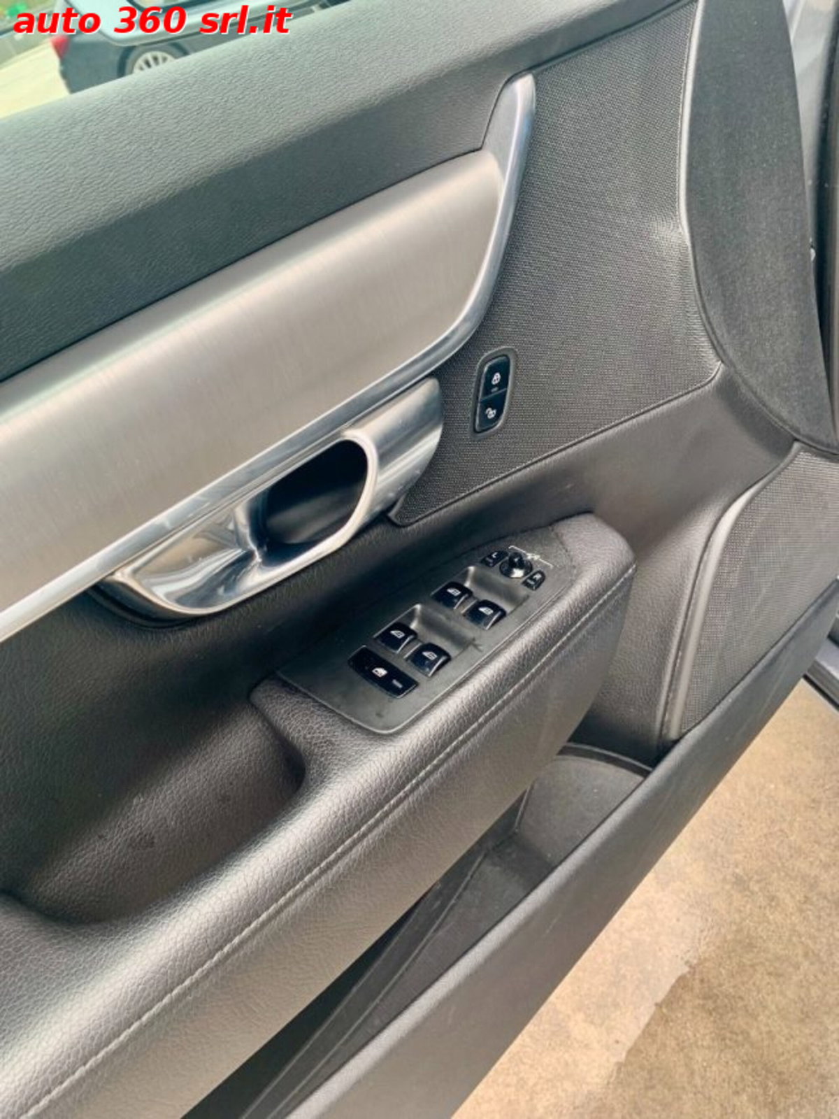 Volvo V90 D4 Geartronic Momentum (10)