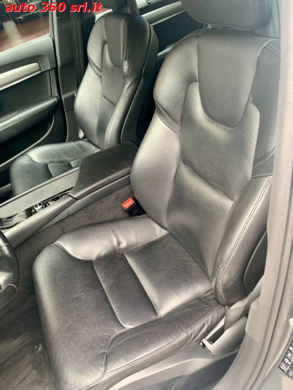 Volvo V90 D4 Geartronic Momentum (11)
