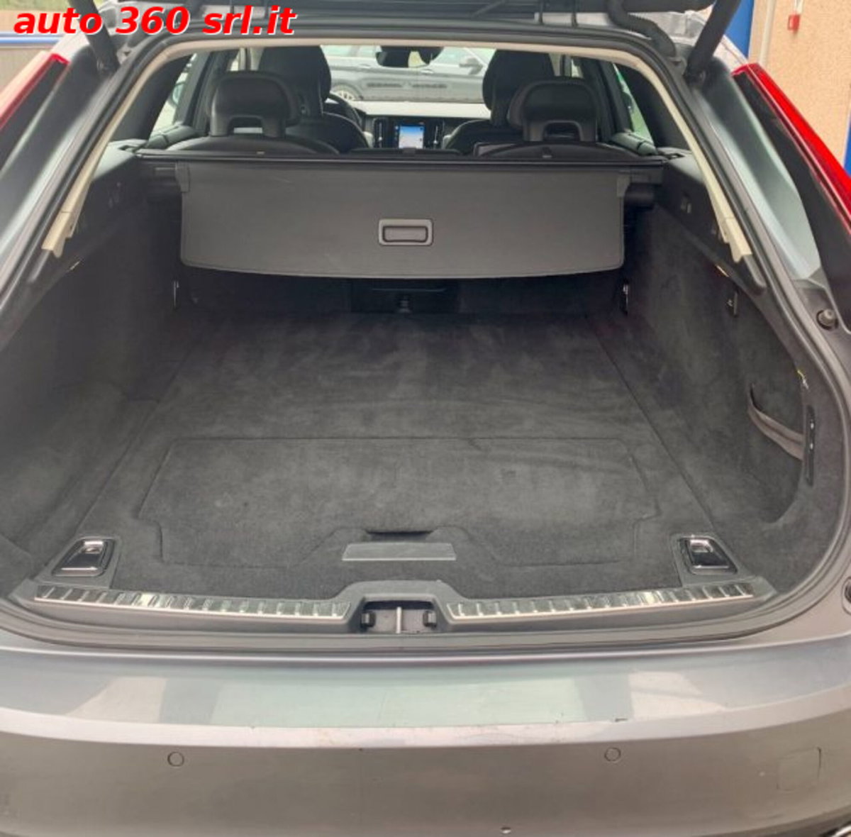 Volvo V90 D4 Geartronic Momentum (13)