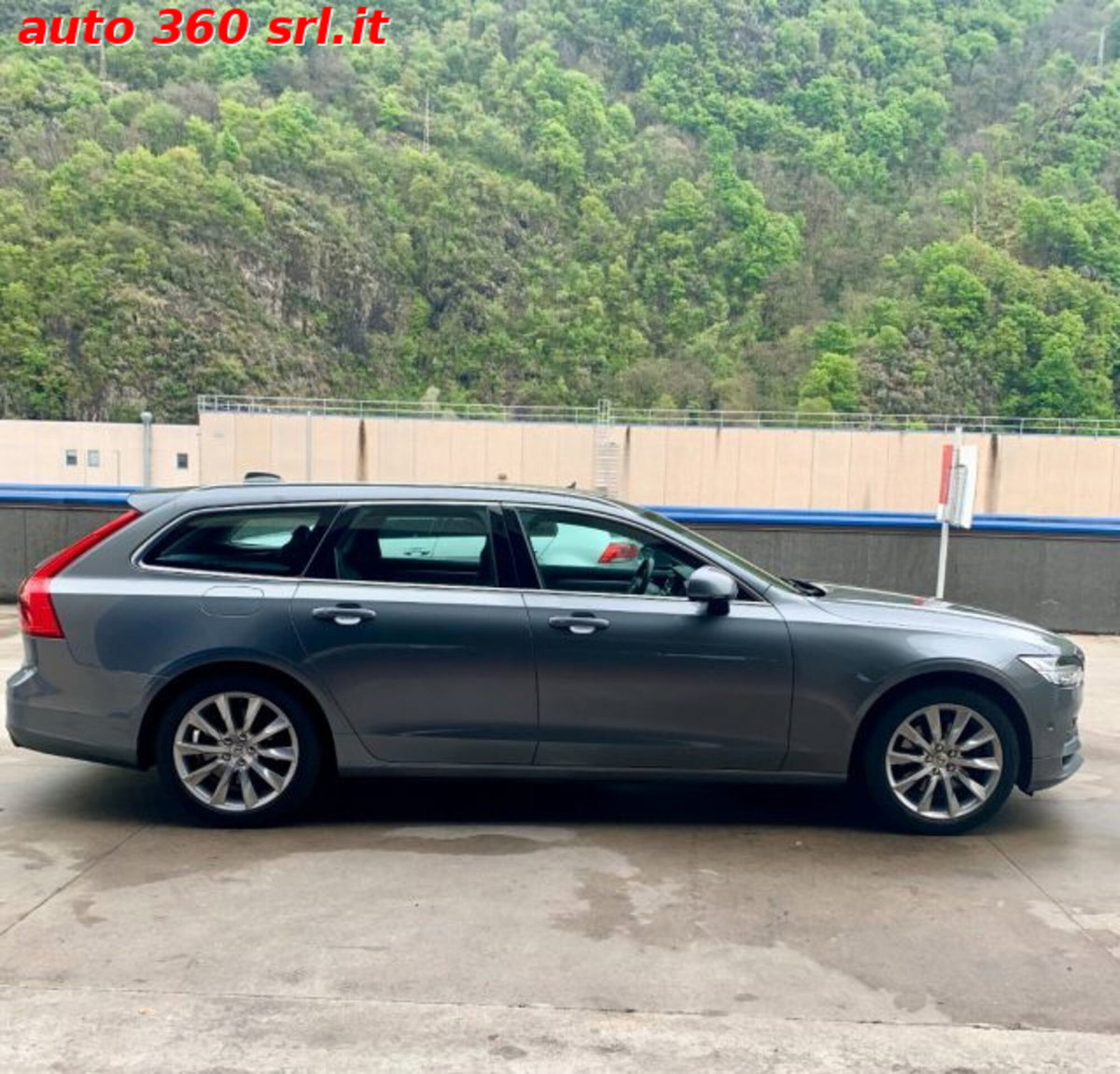 Volvo V90 D4 Geartronic Momentum (5)