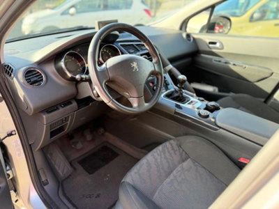 Peugeot 3008 1.6 HDi 110CV Premium (11)