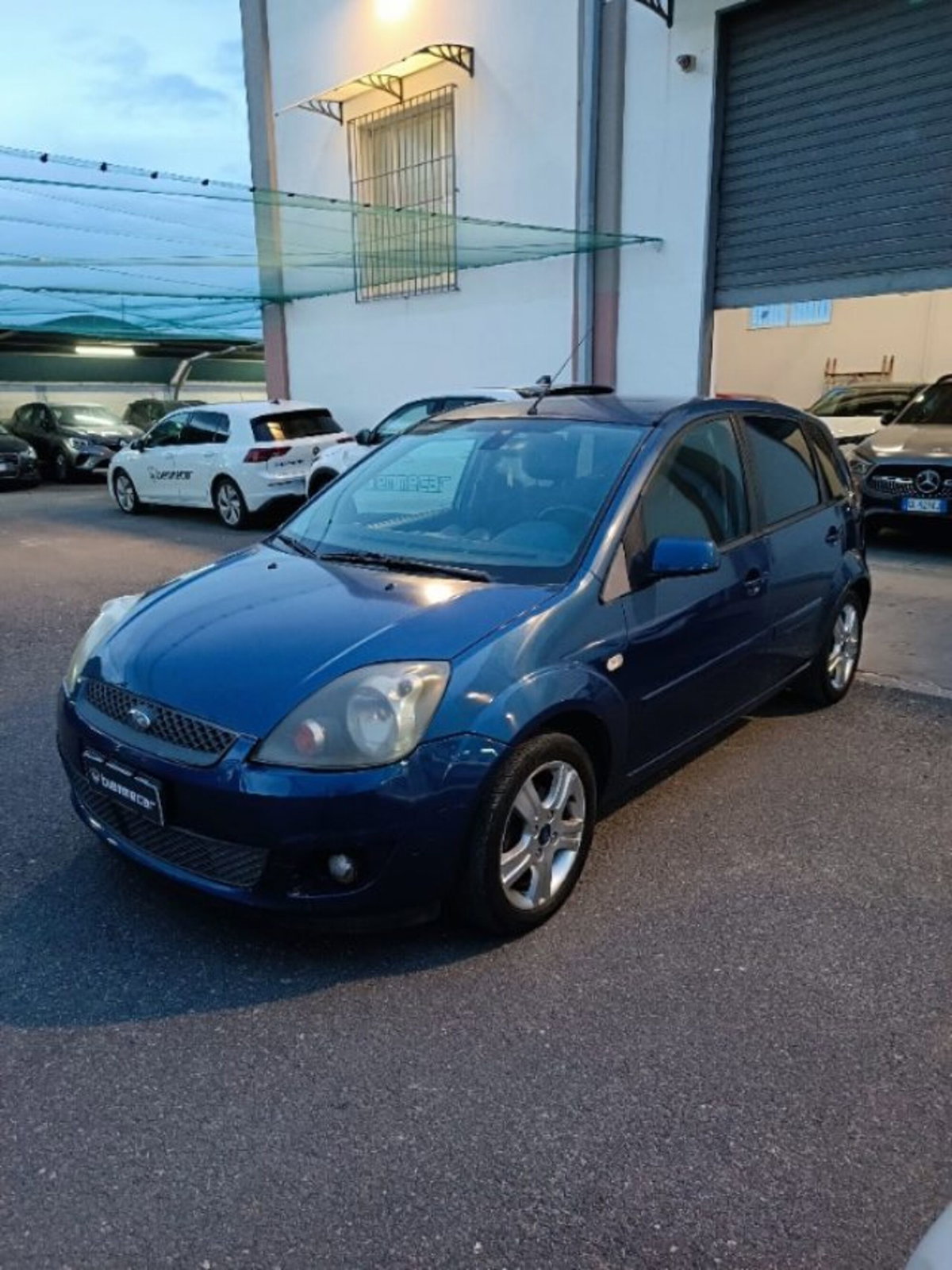 Ford Fiesta 1.4 TDCi 68CV 5 porte Titanium (2)