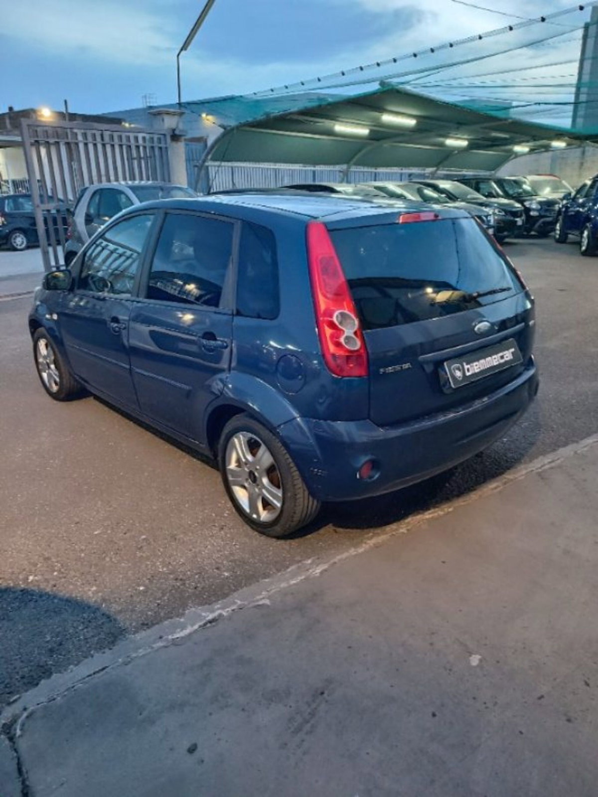 Ford Fiesta 1.4 TDCi 68CV 5 porte Titanium (4)