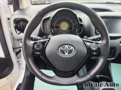 Toyota Aygo Connect 1.0 VVT-i 72 CV 5 porte x-wave MMT (18)
