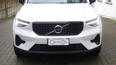 Volvo XC40 B3 automatico Plus Dark (5)