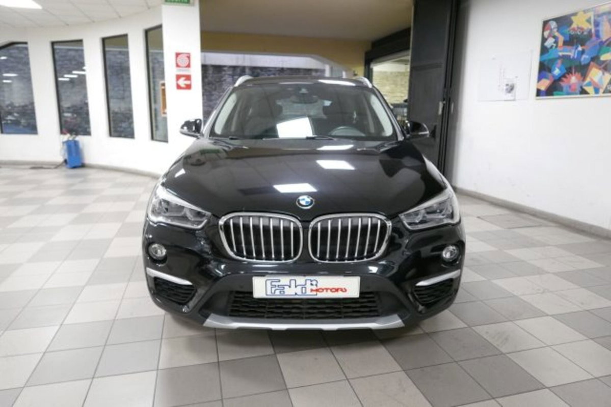 BMW X1 sDrive18d xLine Plus (2)