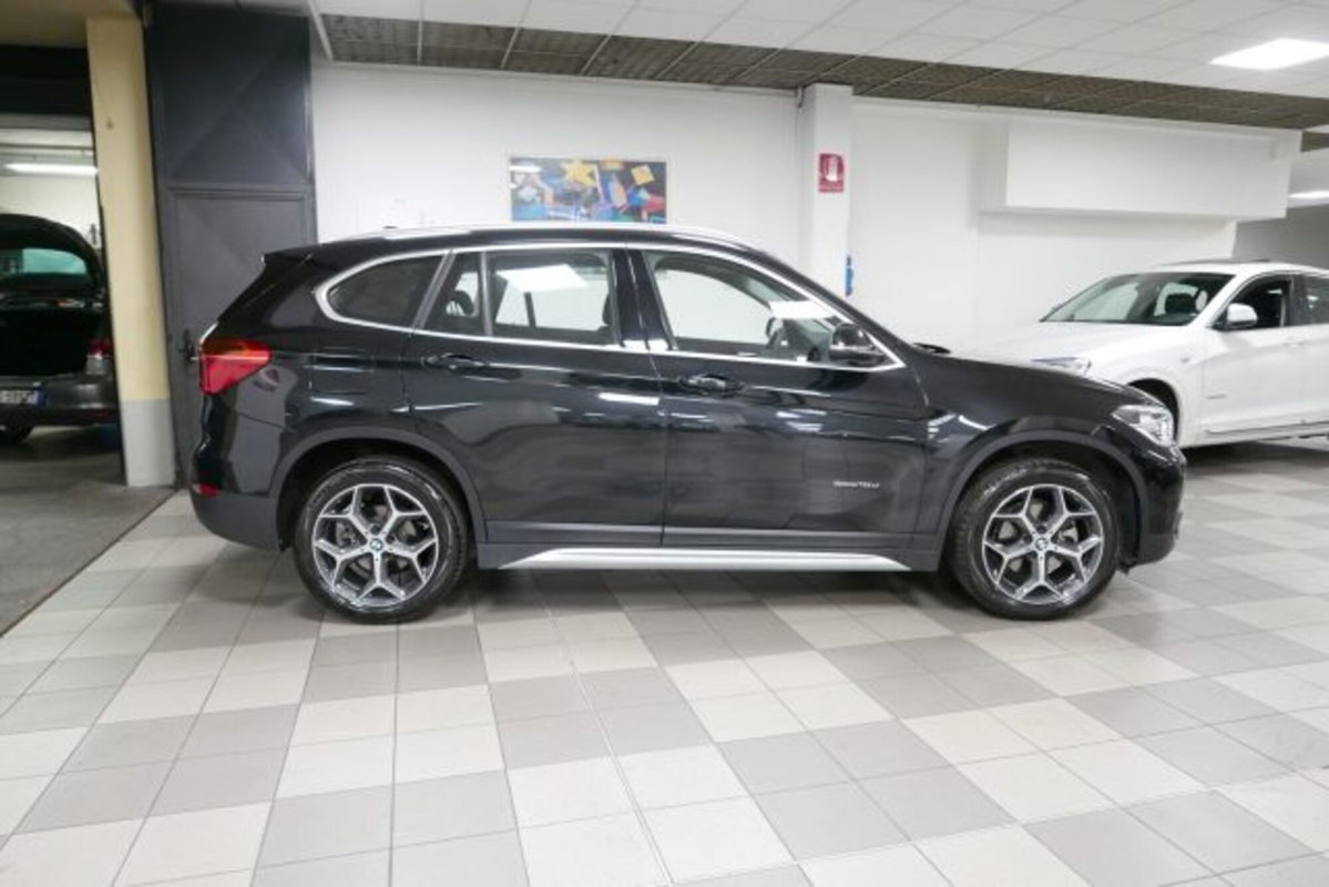 BMW X1 sDrive18d xLine Plus (3)