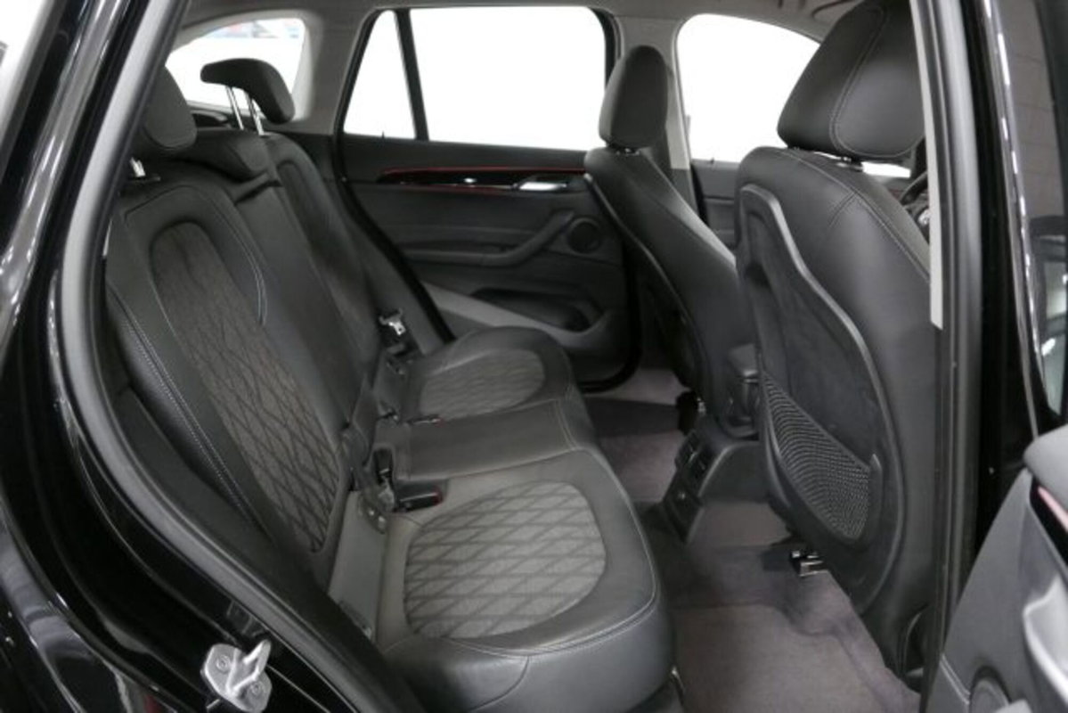 BMW X1 sDrive18d xLine Plus (9)