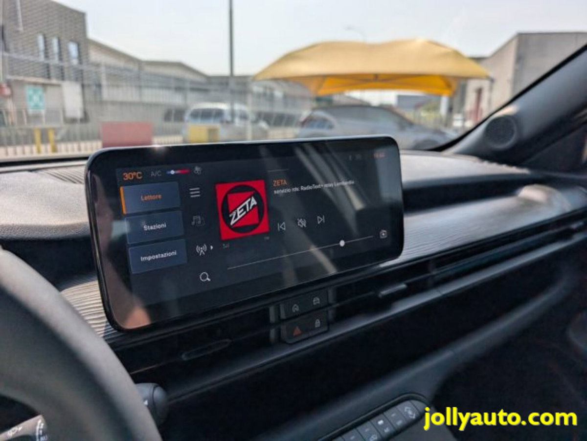 Jeep Avenger 1.2 turbo Longitude fwd 100cv (16)