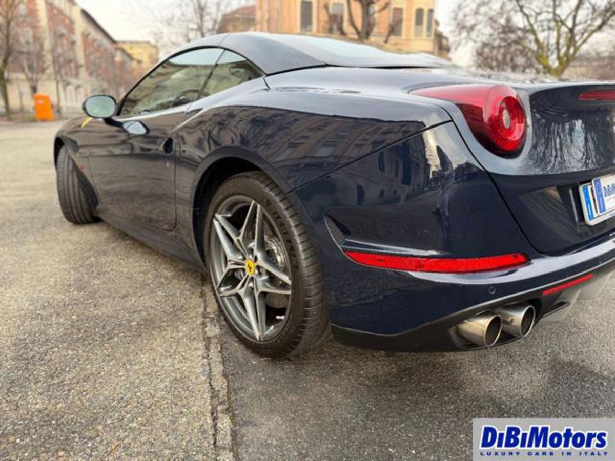 Ferrari California Spider California T DCT (18)