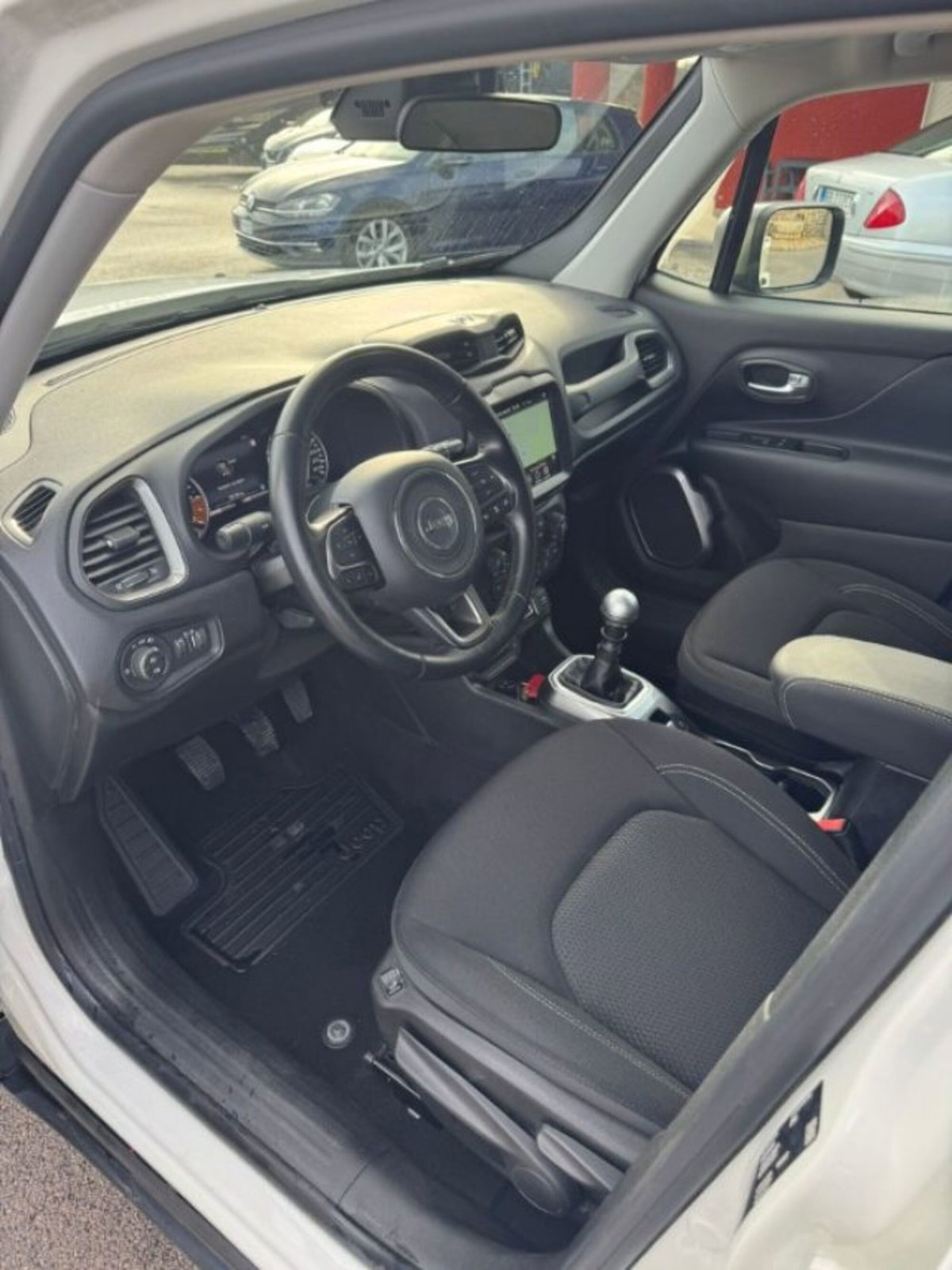 Jeep Renegade 1.6 Mjt 120 CV Limited (14)