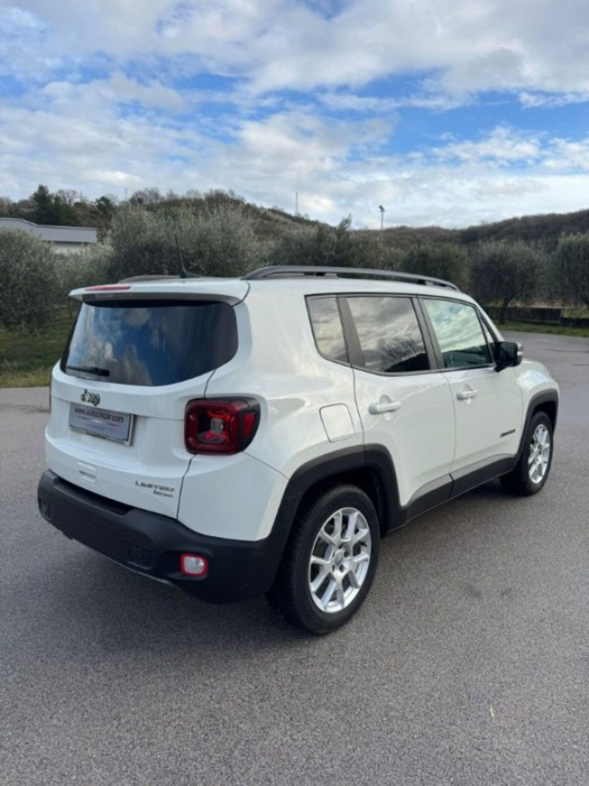 Jeep Renegade 1.6 Mjt 120 CV Limited (17)