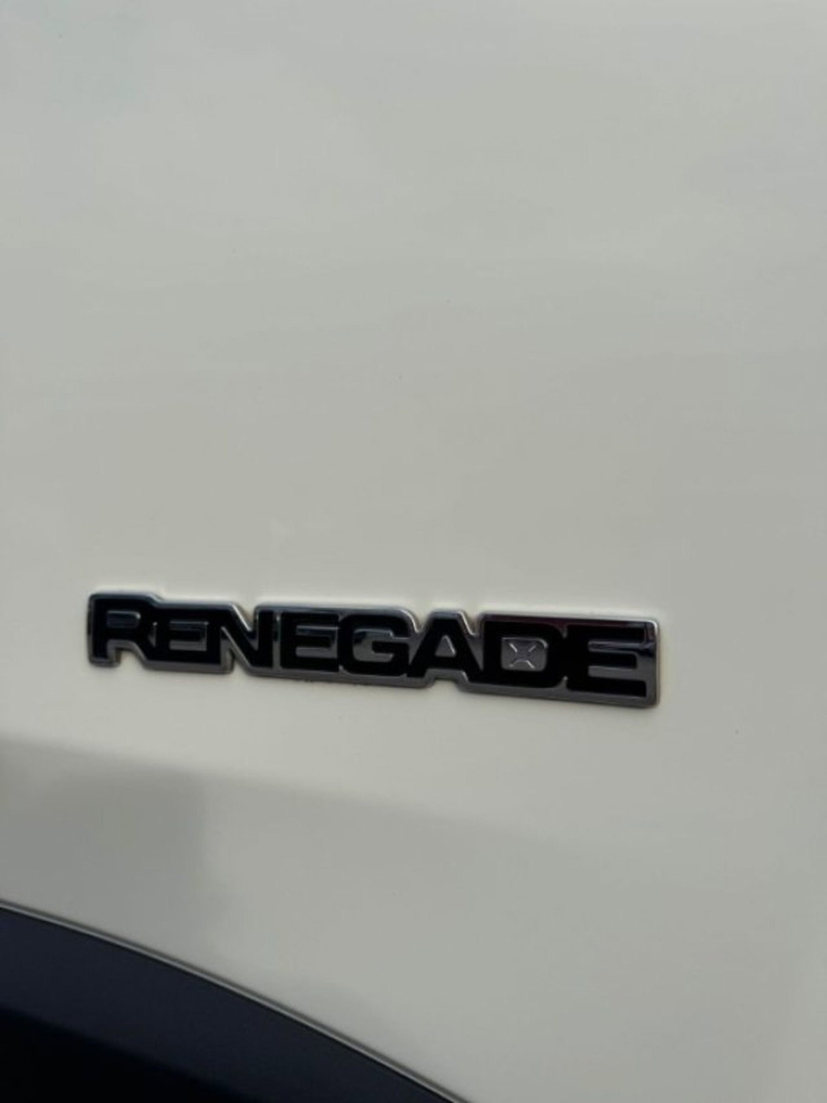 Jeep Renegade 1.6 Mjt 120 CV Limited (4)