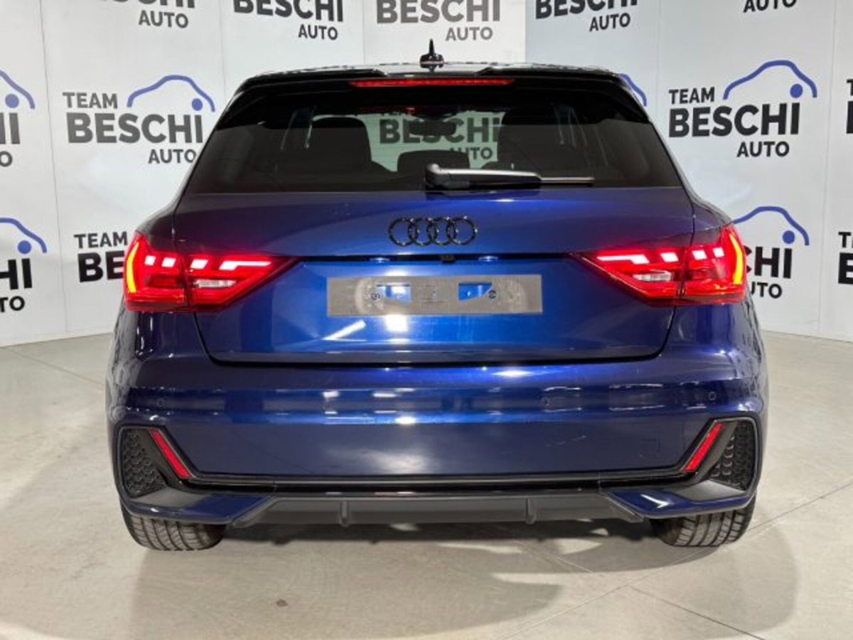 Audi A1 Sportback 30 TFSI S tronic Identity Black (11)