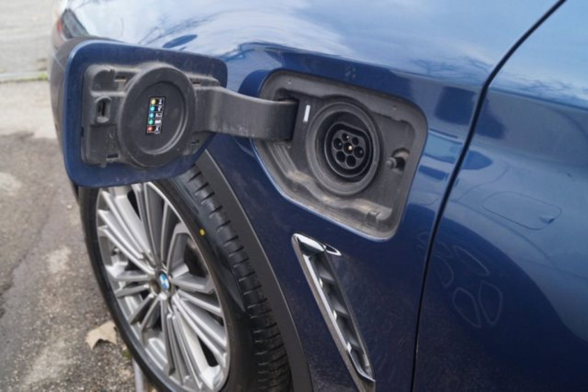 BMW X3 xDrive30e Luxury (7)